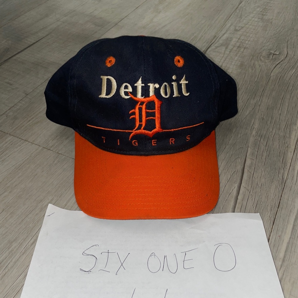 Vintage Detroit Tigers SnapBack